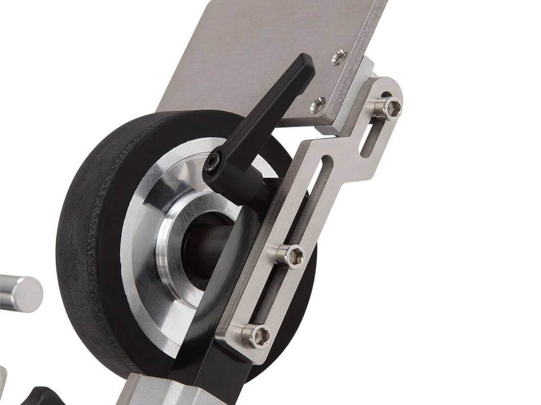 Станок шлифовальный ленточный БЕЛМАШ BGM-301VS (S350A)